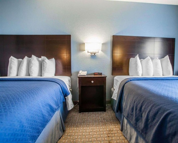 Quality Inn & Suites Ankeny-Des Moines image 13
